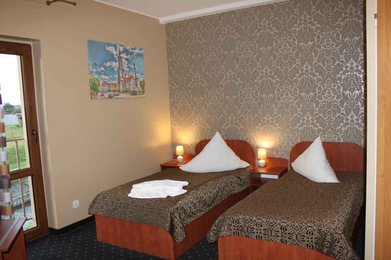Hotel Oaza Прудник Екстериор снимка